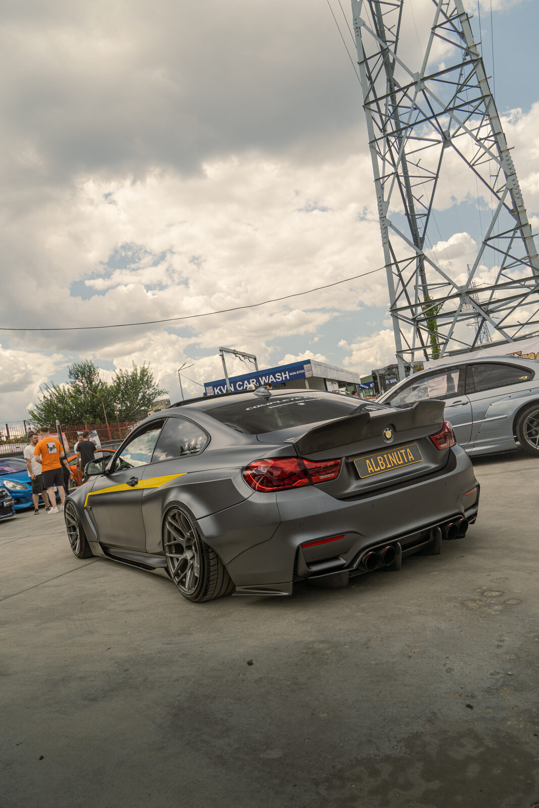 Ediția 1 — BMW M4 widebody, spate