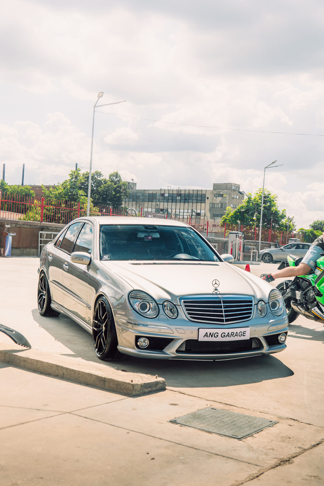 Ediția 1 — Mercedes-Benz E-Class AMG